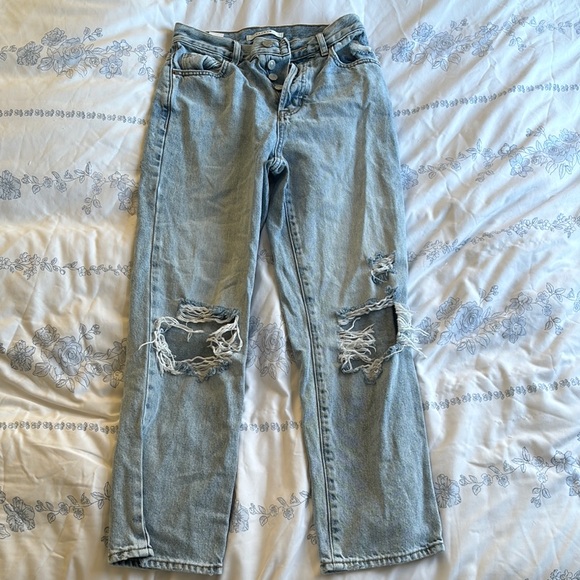 Distressed Light Blue Jeans - Picture 1 of 3